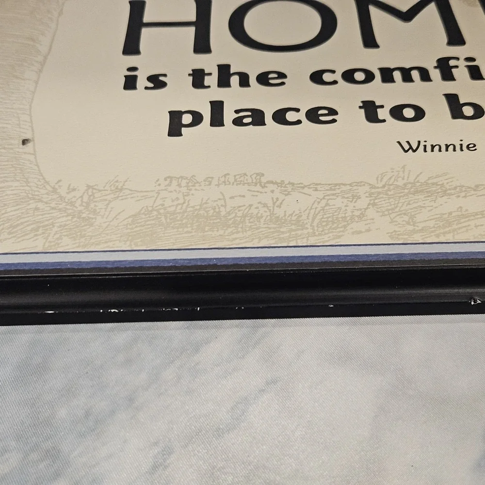 Hallmark Disney Winnie the Pooh Sign 